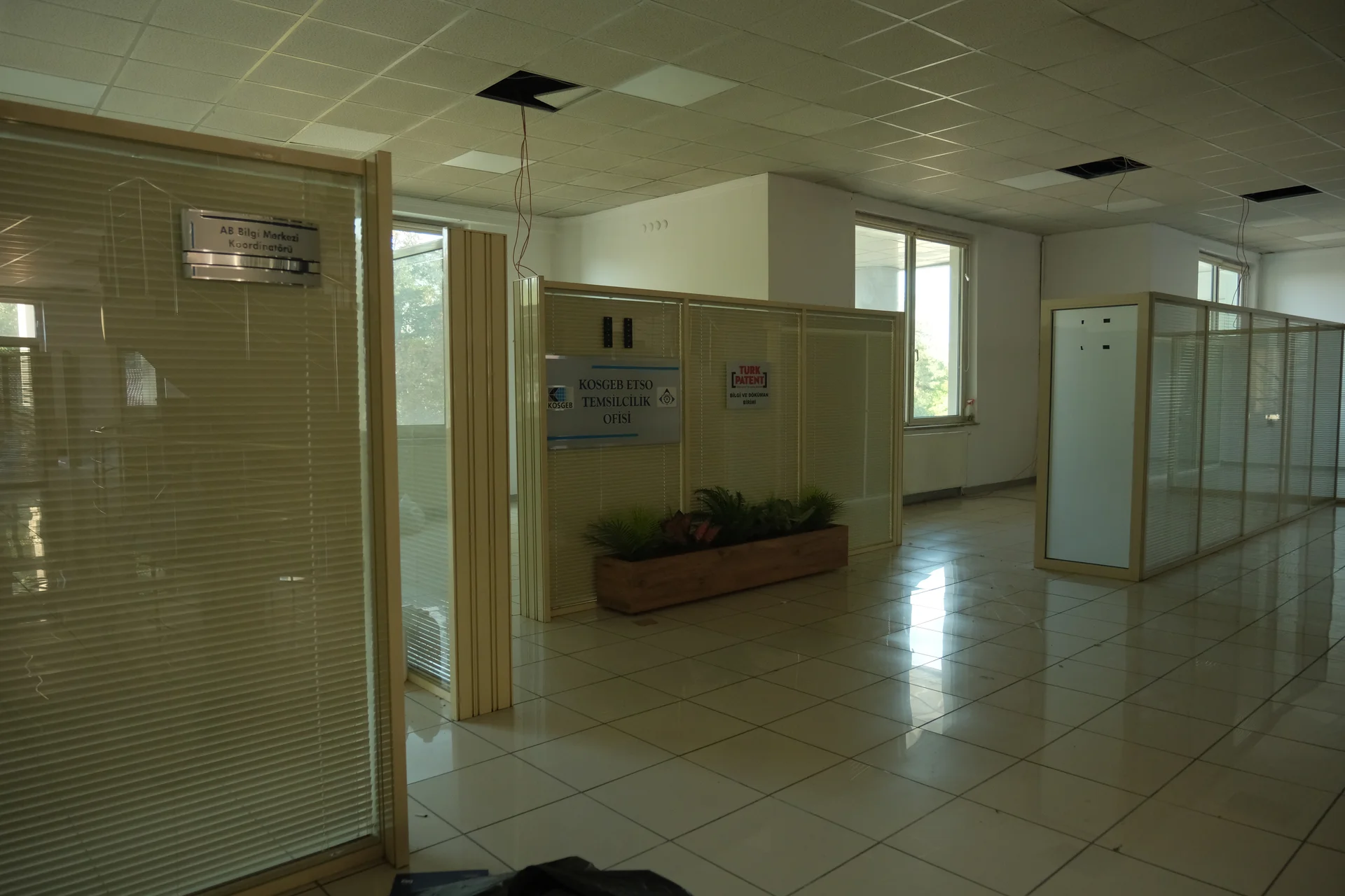 Erzurum Ticaret ve Sanayi Odası — Hizmet Katı — Öncesi 17