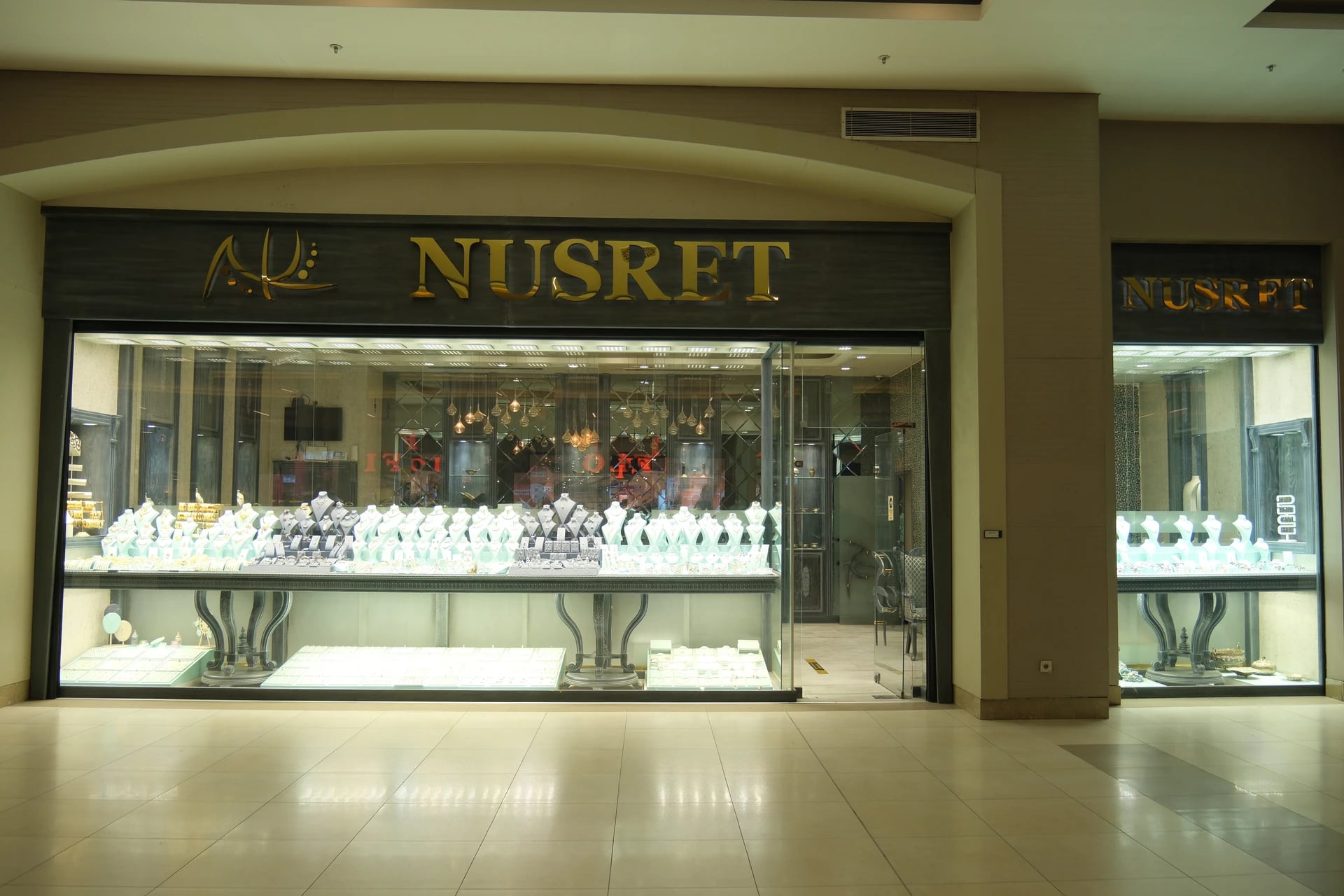 MNG Nusret — Fotoğraflar 9